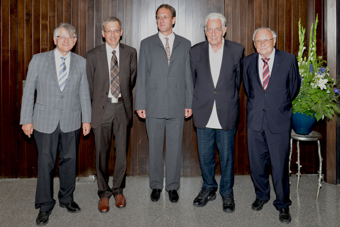 Prof. Dr. Klaus von Klitzing, PD Dr. Joachim Diener, Prof. Dr. Johannes Barth, Prof. Dr. Wilhelm Brenig, Prof. Dr. Wolfgang Wild (vlnr).